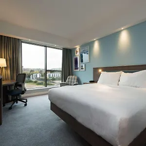 Hampton By Hilton West End Hotel