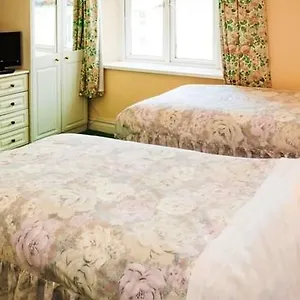 Wisestay 3* Cardiff