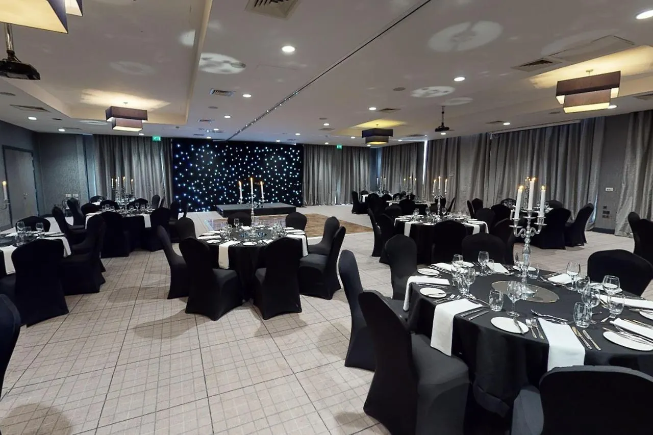 Village Hotel EDI