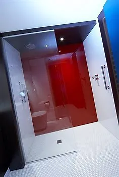 ヴィレッジ ホテル エディンバラ イギリス